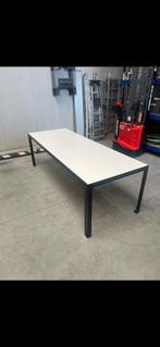 Grote Trespa tafel, Ophalen
