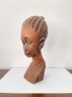 Houten beeld van een Afrikaanse vrouw, Ophalen