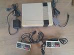 Console Nintendo Nes + câbles + 2 manettes, Consoles de jeu & Jeux vidéo, Enlèvement