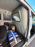 Tussen wand berlingo/partner, Ophalen