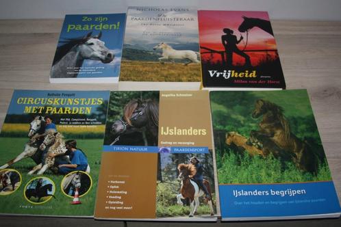 6 boeken over paarden ( waarvan 2 leesboeken ), Livres, Animaux & Animaux domestiques, Comme neuf, Chevaux ou Poneys, Enlèvement ou Envoi