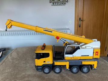 Bruder kraanwagen Liebherr.