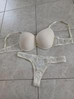 Set crème kleur bh + slip nieuw, Primark, Enlèvement ou Envoi, Autres couleurs, Soutien-gorge