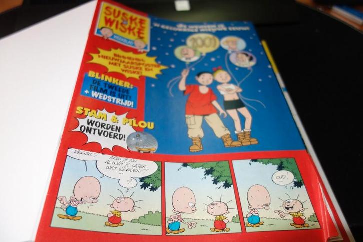 Suske en Wiske Weekblad in verzamelmap 2001 nr 1 tot nr 26., Boeken, Stripverhalen, Zo goed als nieuw, Complete serie of reeks
