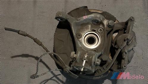 VW GOLF VIII FUSEE RECHTS VOOR 5WA407258, Auto-onderdelen, Ophanging en Onderstel, Volkswagen, Gebruikt, Ophalen of Verzenden