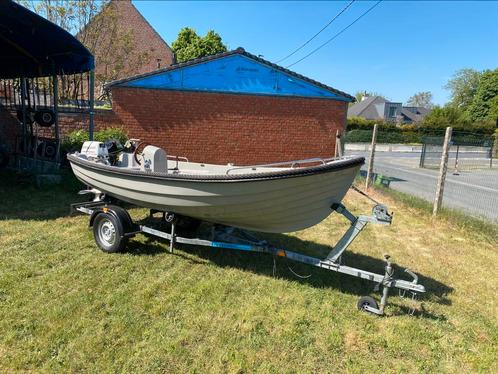 Sloep (Elegance 430), Watersport en Boten, Sloepen, Gebruikt, Tot 10 pk, 3 tot 6 meter, Buitenboordmotor, Benzine, Polyester, Ophalen