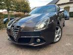 Giulietta 1.4i TURBO/AC/Leder!!!!!!, Auto's, Euro 5, Beige, Parkeersensor, Leder