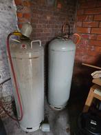 2 grandes bouteilles de gaz, toutes deux encore à moitié ple, Enlèvement