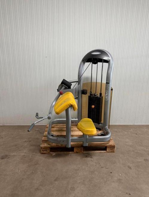 Matrix Bicep machine / Biceps / Bizep / Bizeps, Sport en Fitness, Fitnessmaterialen, Gebruikt, Overige typen, Armen, Benen, Borst