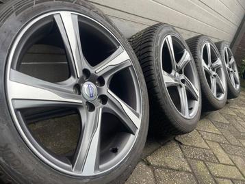 originele 18 inch Volvo V60 Hybrid V40 S60 V70 velgen banden