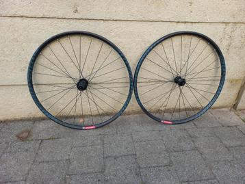 NIEUWE disc wielset 9Niner , gravel beschikbaar voor biedingen