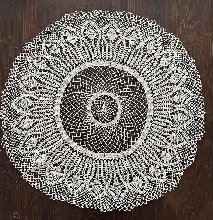 Gehaakt rond tafelkleedje, Maison & Meubles, Nappes, Utilisé, Autour de, Intérieur, Enlèvement ou Envoi