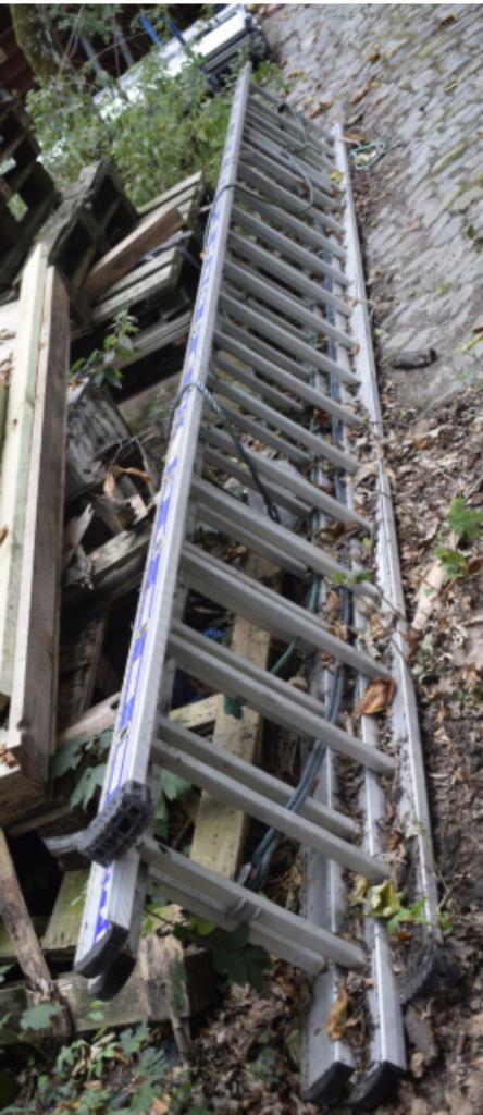 Tubesca platinum hoge ladder 14/16 m uitschuifbaar, Doe-het-zelf en Bouw, Ladders en Trappen, Zo goed als nieuw, Ladder, 4 meter of meer
