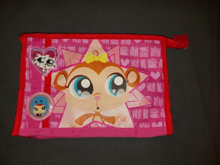 Trousse de toilette Littlest Pet Shop, Enfants & Bébés, Enfants & Bébés Autre, Utilisé, Enlèvement