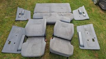 Interieur opel ascona c 4deurs beschikbaar voor biedingen