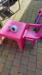 Roze kindertafel met 2 stoelen gratis, Comme neuf, Chaise(s), Enlèvement ou Envoi