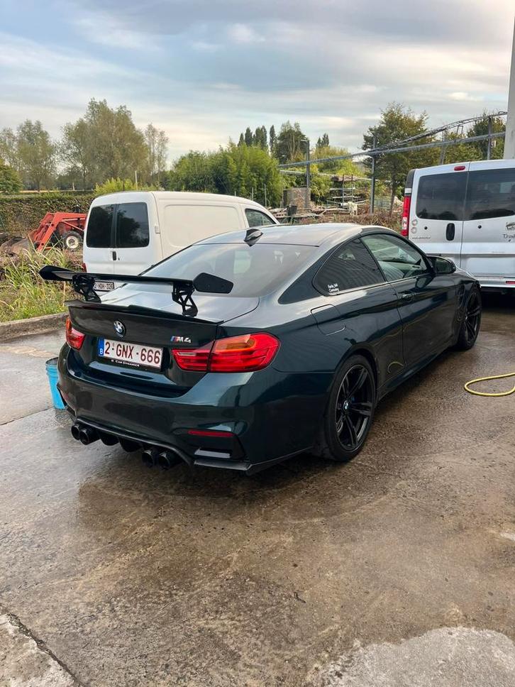 Bmw m4 f82, Auto's, BMW, Particulier, 4 Reeks, Benzine, Coupé, Automaat, Zwart, Leder, Achterwielaandrijving, Ophalen