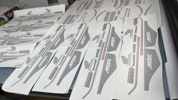 Honda mbx Rothmans stickers beschikbaar voor biedingen