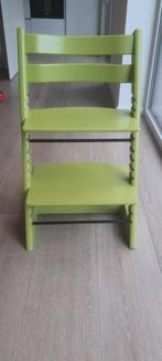Chaise haute Tripp Trapp verte avec ensemble pour bébé., Enfants & Bébés, Comme neuf, Chaise évolutive, Enlèvement ou Envoi, Réducteur de chaise