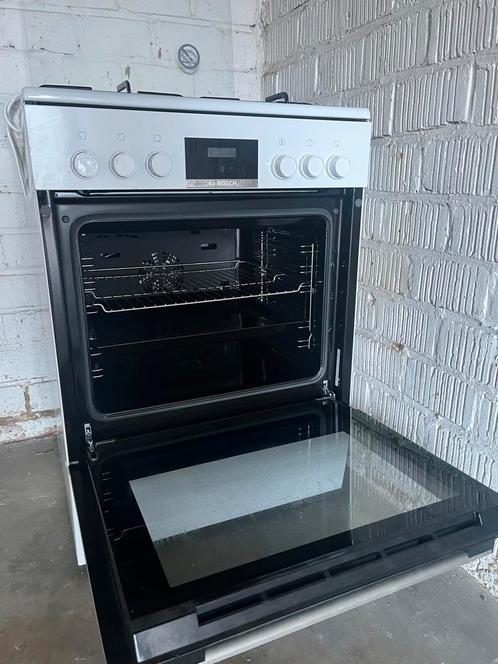 Bosch Gasfornuis met Oven, Elektronische apparatuur, Fornuizen, Zo goed als nieuw, Vrijstaand, Gas, 4 kookzones, Energieklasse A of zuiniger