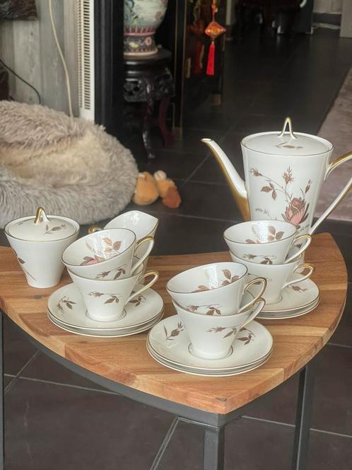 Vintage koffie/thee servies, zeer fijne porselein 60 jaar, Antiek en Kunst, Antiek | Servies compleet, Ophalen of Verzenden