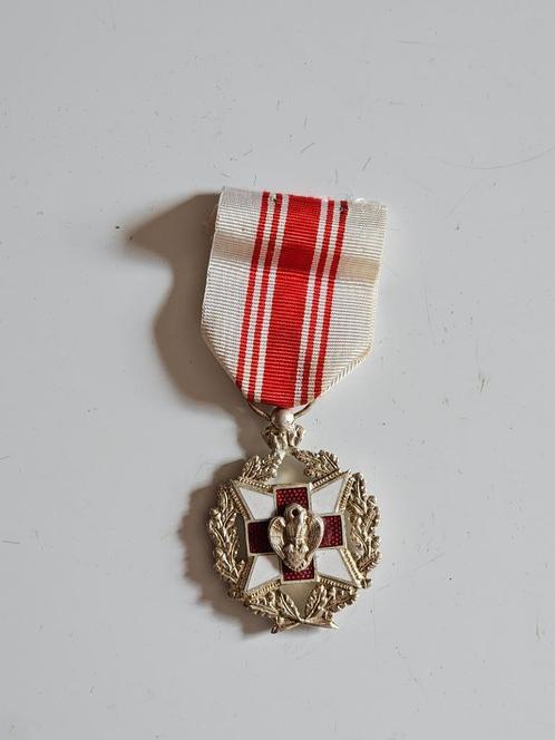 Medaille van het Rode Kruis 2, Verzamelen, Militaria | Algemeen, Overige soorten, Lintje, Medaille of Wings, Verzenden