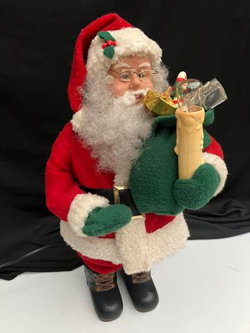 Vintage bewegende kerstman met verlichting beschikbaar voor biedingen