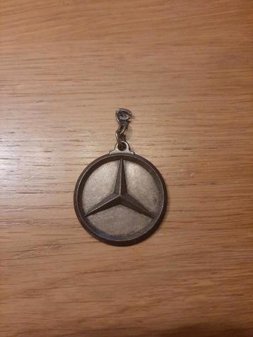 Vintage Mercedes-Benz sleutelhanger – Van Steen NV Mechelen  beschikbaar voor biedingen