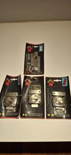 Lot de 3 verrous à tourner + 1 verrou avec chaîne, Bricolage & Construction, Enlèvement ou Envoi, Neuf, Autres matériaux, Coulisse ou Verrou