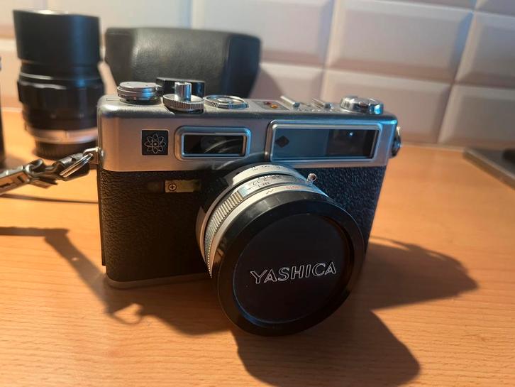 Yashica Electro 35 vintage – Objectif 45mm f/1.7 + access, Audio, Tv en Foto, Fotocamera's Analoog, Gebruikt, Overige Merken, Ophalen of Verzenden