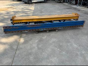 Set palletstelling palletrek 3 meter hoog en 5,6 meter lang beschikbaar voor biedingen