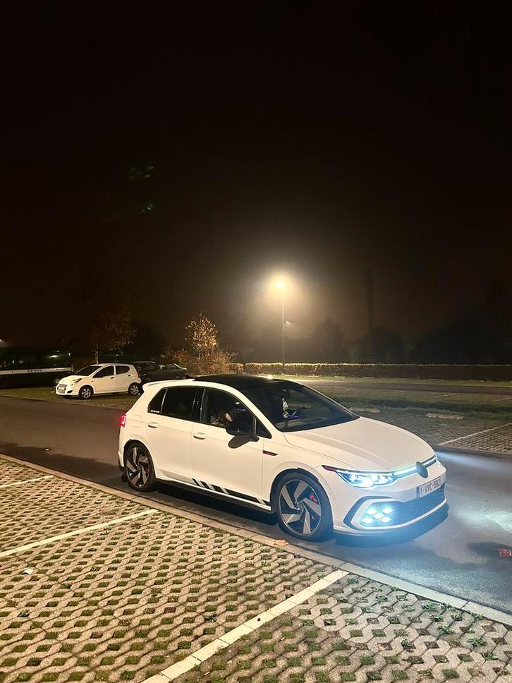 golf 8 gti, Autos, Volkswagen, Particulier, Golf, Essence, Euro 6, 5 portes, Automatique, Blanc, Noir, Cuir et Alcantara, Enlèvement