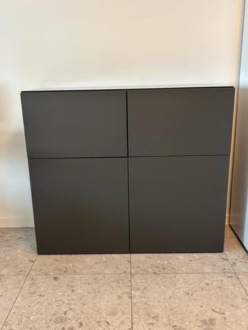 Dressoir 120x100cm beschikbaar voor biedingen