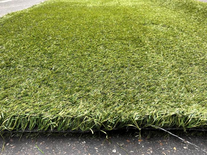 Mooi Rol Kunstgras 175m2 (3.5m x 50m) €750,- AANBIEDING!, Jardin & Terrasse, Gazon & Gazon artificiel, Comme neuf, Gazon artificiel