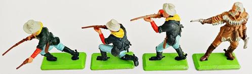4 Soldats "Britains Deetail American 7th Cavalry" 7490, 1978, Hobby en Vrije tijd, Modelbouw | Figuren en Diorama's, Zo goed als nieuw