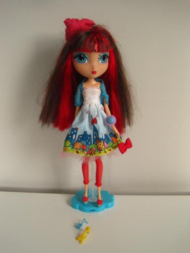 Pop La Dee Da City Girl, Kinderen en Baby's, Speelgoed | Poppen, Gebruikt, Overige typen, Ophalen of Verzenden