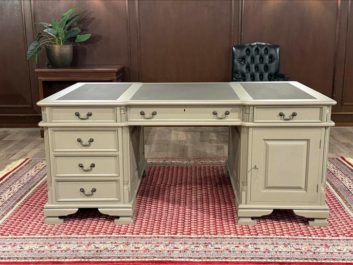 Klassiek Engels bureau (partnerdesk) #535, Huis en Inrichting, Bureaus, Zo goed als nieuw, Bureau, Ophalen of Verzenden