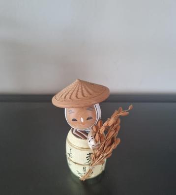 Prachtige Sosaku Bobblehead Kokeshi beschikbaar voor biedingen