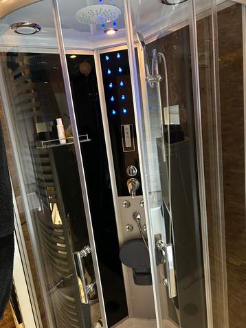 Te Koop Badstuber Multi Douche Cabine beschikbaar voor biedingen