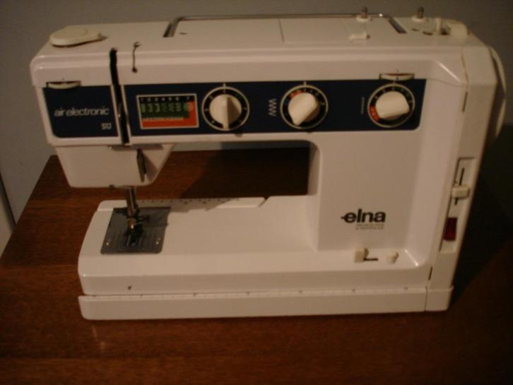 Vintage elektrische naaimachine Elna SU Air Electronic 68., Hobby en Vrije tijd, Naaimachines en Toebehoren, Gebruikt, Naaimachine