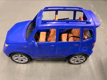 Barbie auto beschikbaar voor biedingen