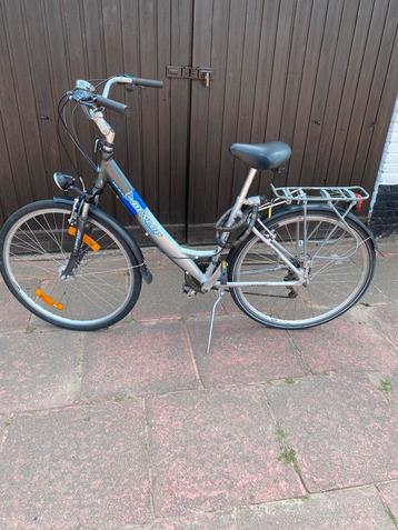 Damesfiets Dunlop beschikbaar voor biedingen