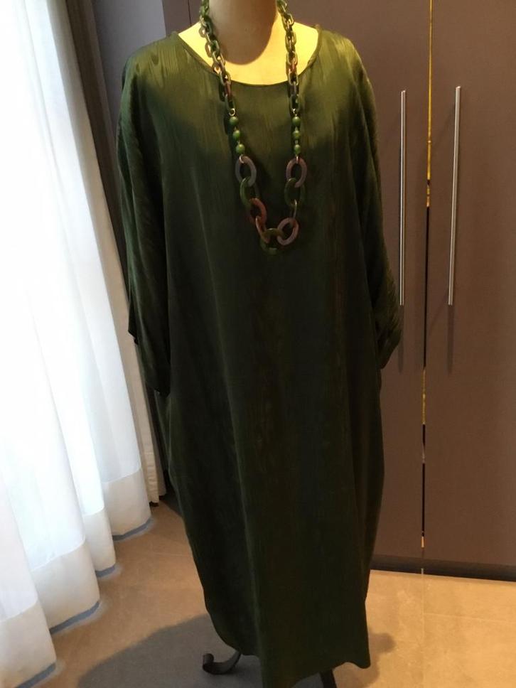 XANDRES GOLD, Prachtige groene jurk, maat 52, Kleding | Dames, Grote Maten, Zo goed als nieuw, Jurk, Groen, Ophalen of Verzenden