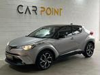 Toyota C-HR 1.8 hybrid - NAVI - AIRCO - 12 MAANDEN GARANTIE, Auto's, Toyota, Voorwielaandrijving, 4 cilinders, 72 kW, Lederen bekleding