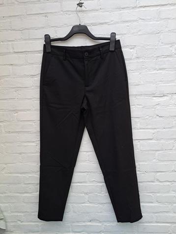 zwarte broek Bershka beschikbaar voor biedingen