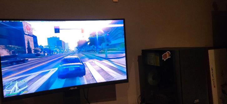 Oude gaming PC, Computers en Software, Desktop Pc's, Gebruikt, 2 tot 3 Ghz, HDD, SSD, 8 GB, Met videokaart, Gaming, Ophalen of Verzenden