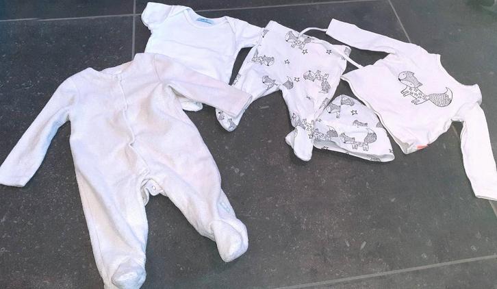 Baby kleding 5 stuks Hema 50, Kinderen en Baby's, Babykleding | Baby-kledingpakketten, Nieuw, Maat 50, Verzenden