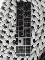 Apple magic keyboard, Computers en Software, Ophalen, Azerty, Zo goed als nieuw, Draadloos