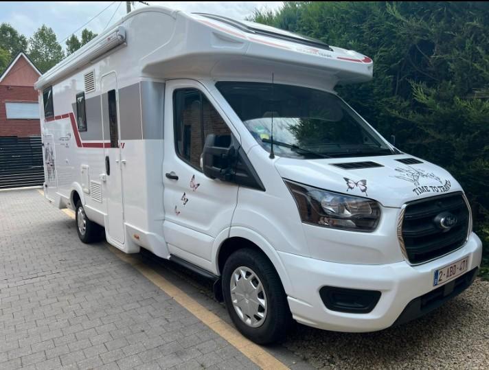 Half integraal motorhome tot 5 personen., Caravans en Kamperen, Mobilhomes, Particulier, tot en met 5, Half-integraal, Overige merken