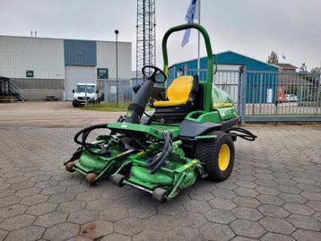 John Deere 7400a circelmaaier. beschikbaar voor biedingen